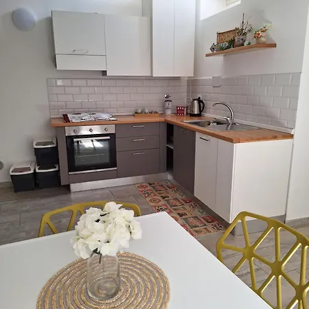 Casa Leosini Apartment *