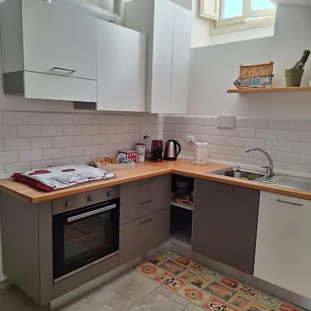 Casa Leosini * LʼAquila